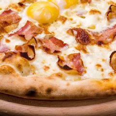 pizza-de-panceta-y-huevo.jpg